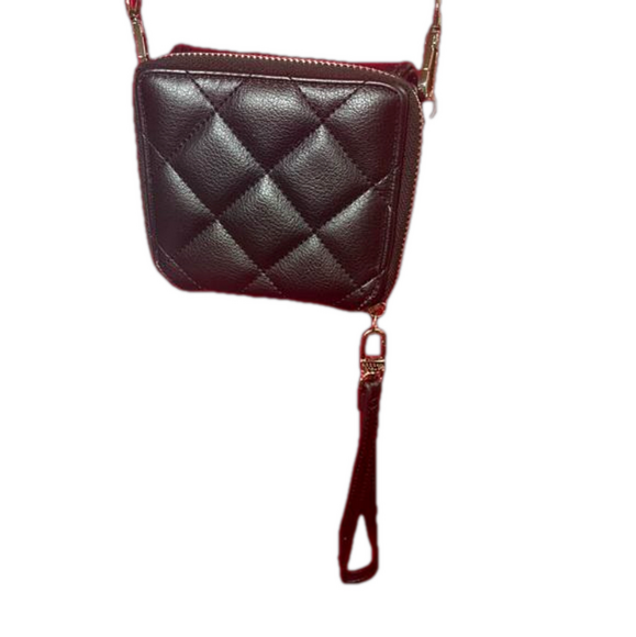 STEVE MADDEN Bmarilyn Faux-leather Chain Link Crossbody Purse black & chrome - Picture 9 of 17